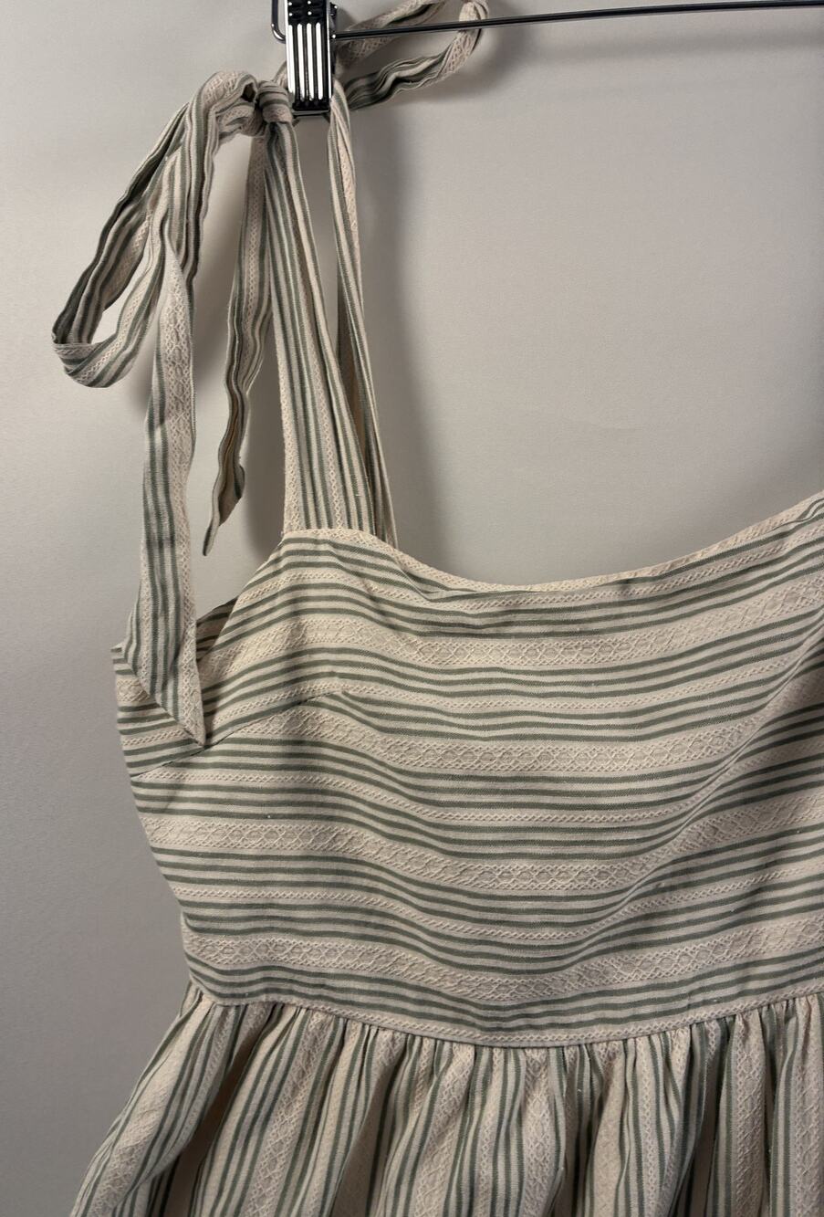 Miou Muse Striped Tie Shoulder Smocked Back Midi Sundress Size L